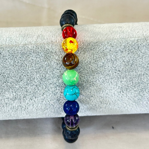 Multicolor 7 stone chakra stretchy bracelet w/black lava stones - Picture 2 of 15